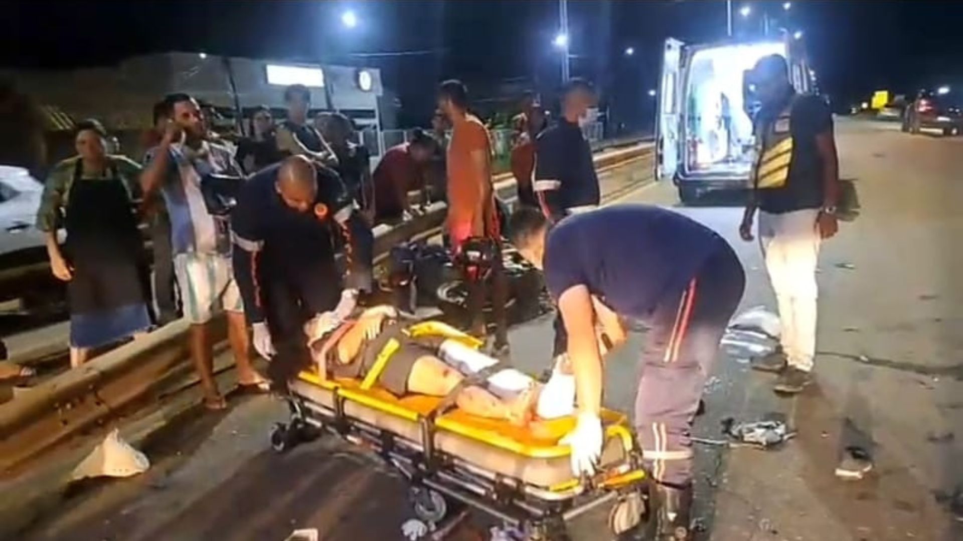 Leia mais sobre o artigo Conversão irregular provoca acidente entre motos e deixa três feridos em Rio Branco