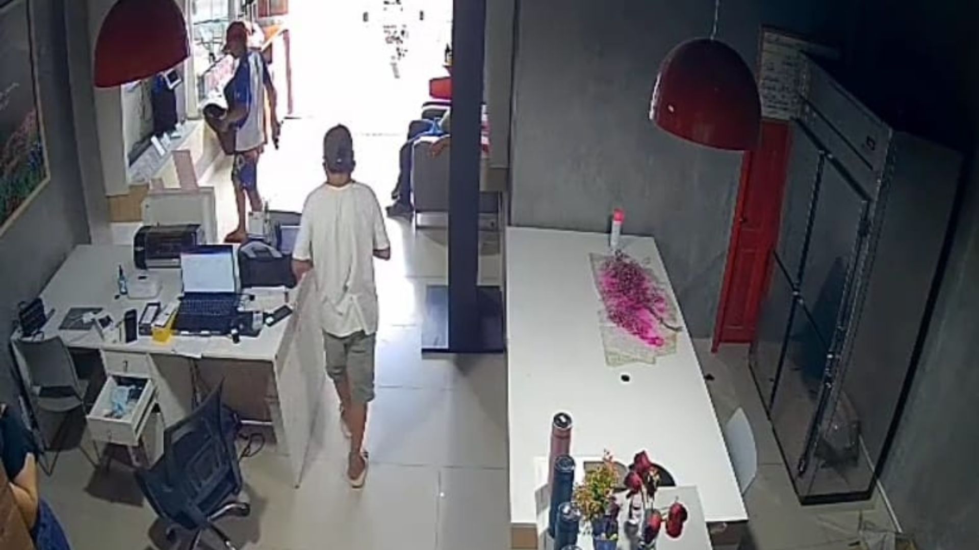 Leia mais sobre o artigo Tarde de terror: dois assaltos em poucas horas em Tarauacá