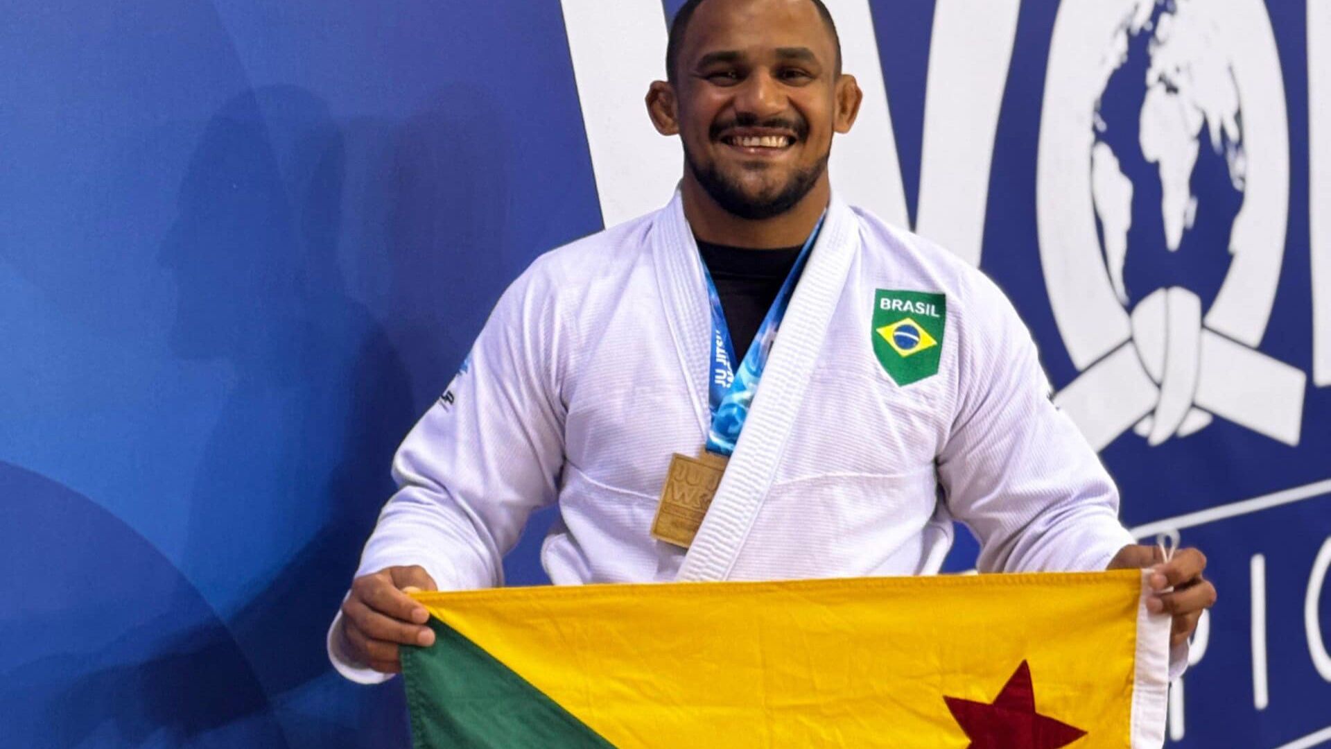 Leia mais sobre o artigo Paratleta acreano Wendell Barbosa busca tricampeonato mundial de jiu-jítsu
