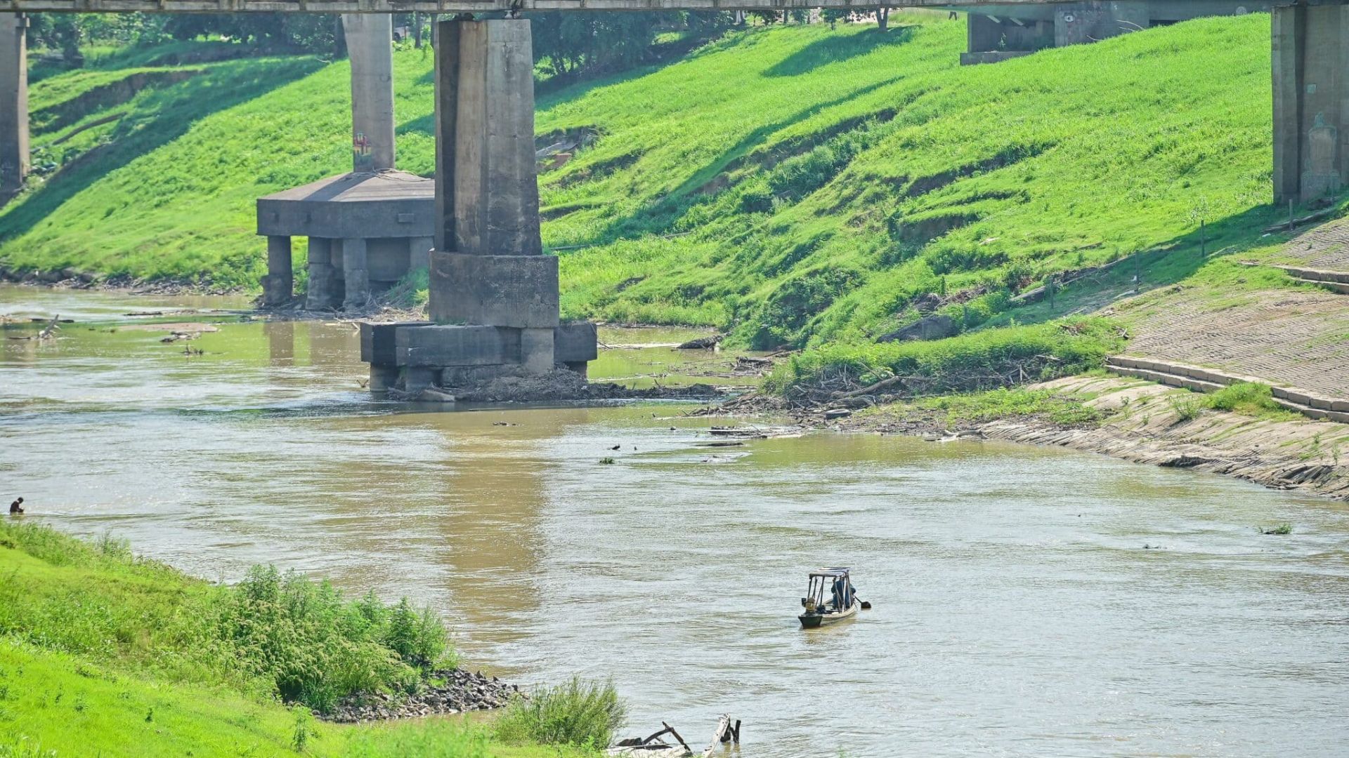 Leia mais sobre o artigo Nível do Rio Acre apresenta nova redução em Rio Branco