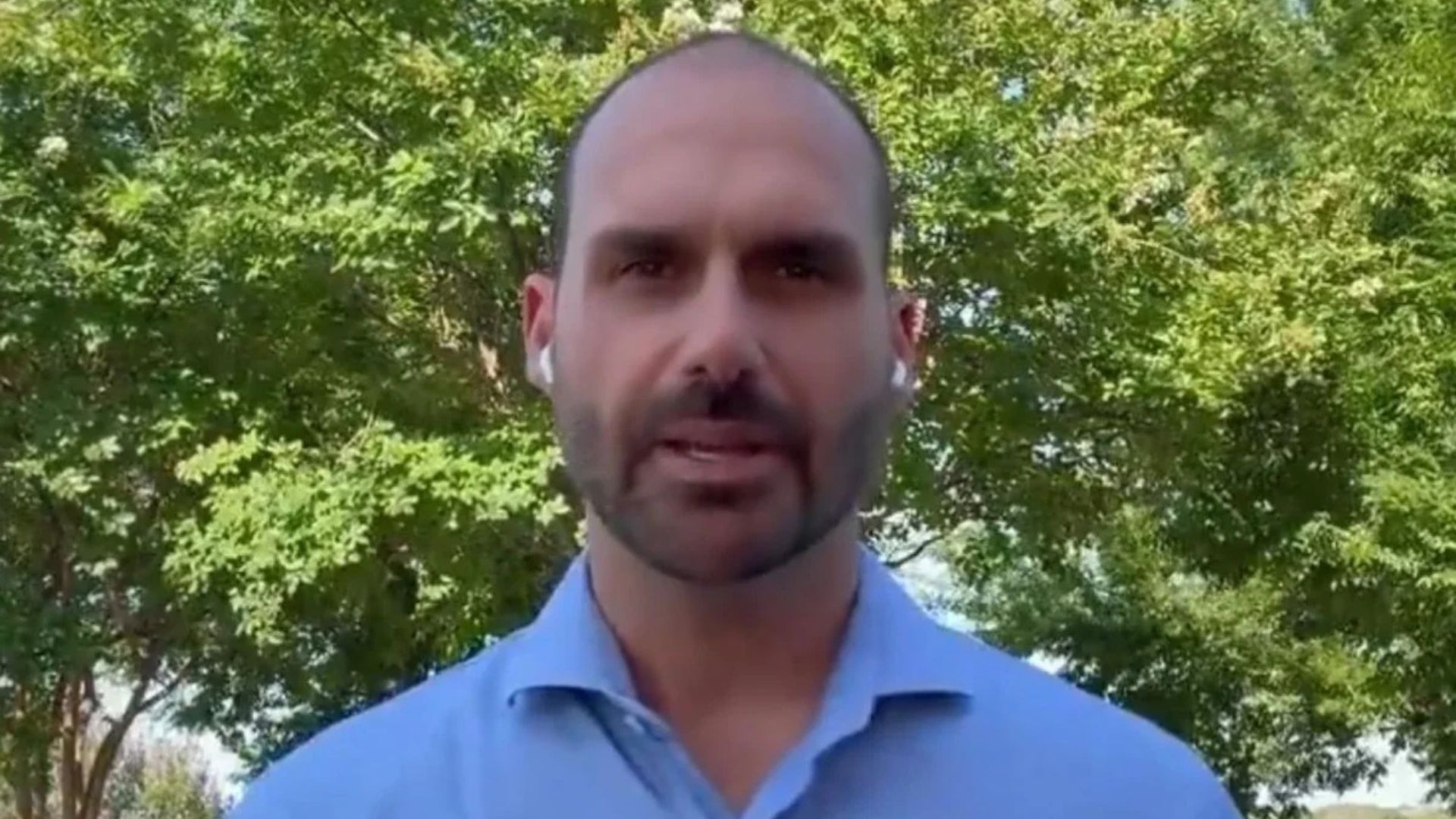 Leia mais sobre o artigo PT diz que Eduardo Bolsonaro estourou limite de faltas e aciona a PGR