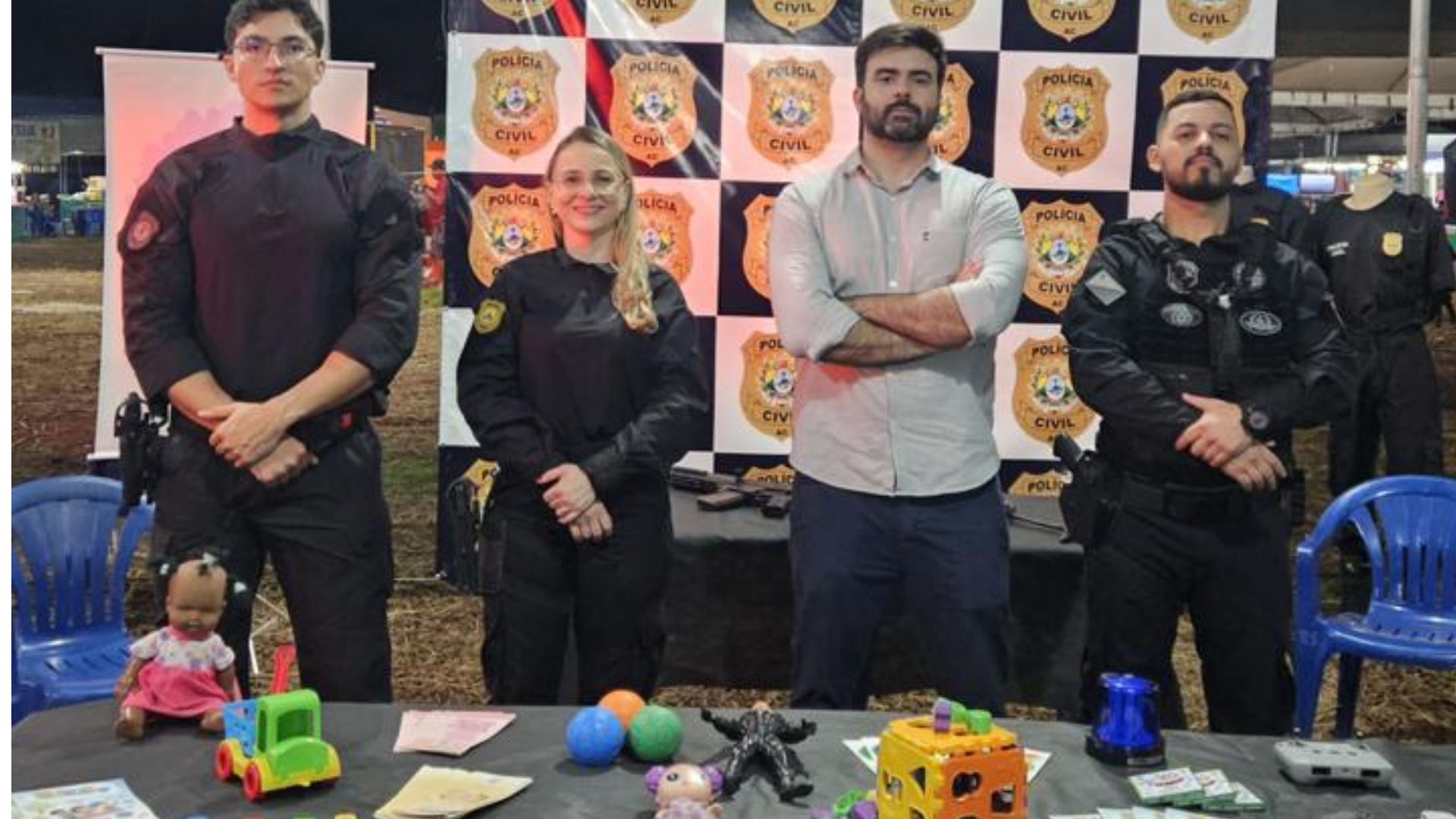 Leia mais sobre o artigo Polícia Civil realiza ações de orientação na ExpoQuinari