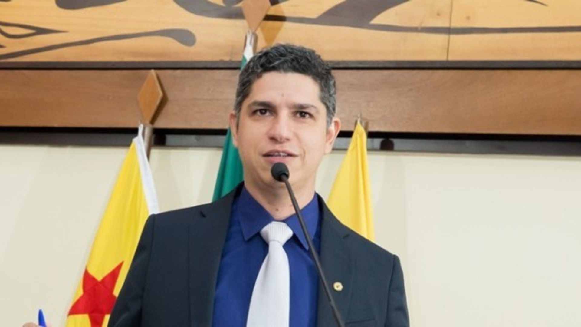 Leia mais sobre o artigo Dívida do Estado com terceirizadas passa de R$ 50 milhões, afirma Calegário