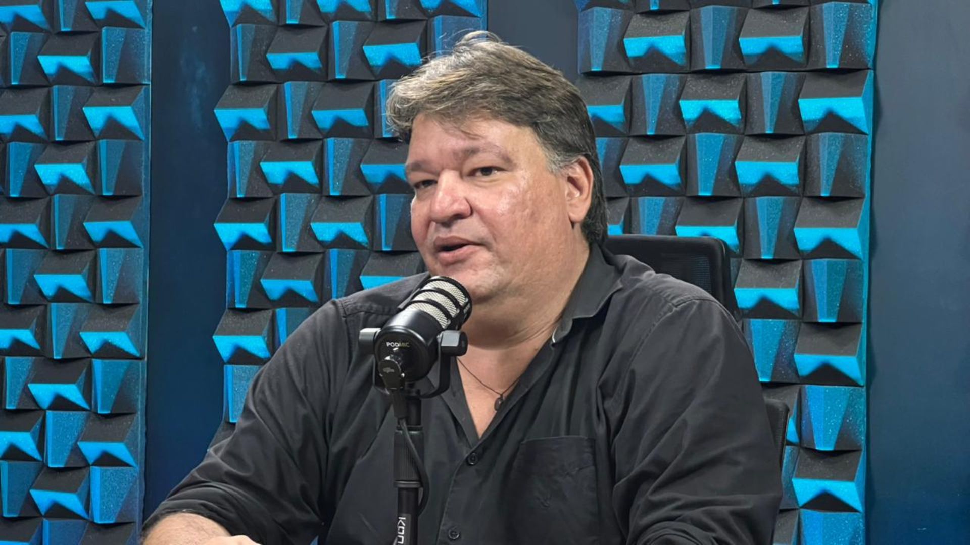 Leia mais sobre o artigo Leonardo Melo foi o convidado do Vem Comigo desta semana; assista na íntegra