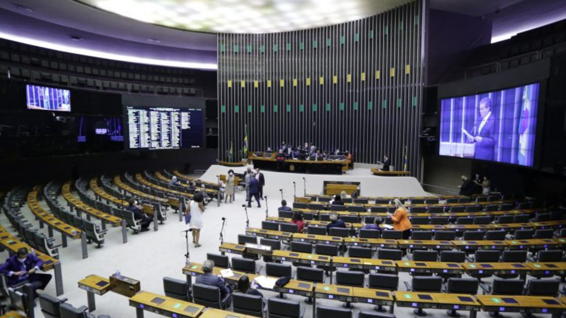 Leia mais sobre o artigo Votação sobre corte de incentivos fiscais divide bancada do Acre; veja como votaram deputados