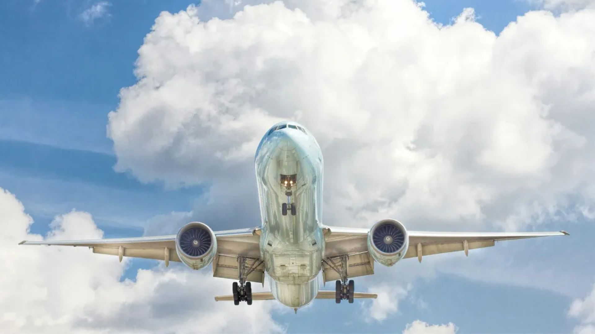 Leia mais sobre o artigo Petrobras eleva em 3,8% preço do querosene de aviação em dezembro