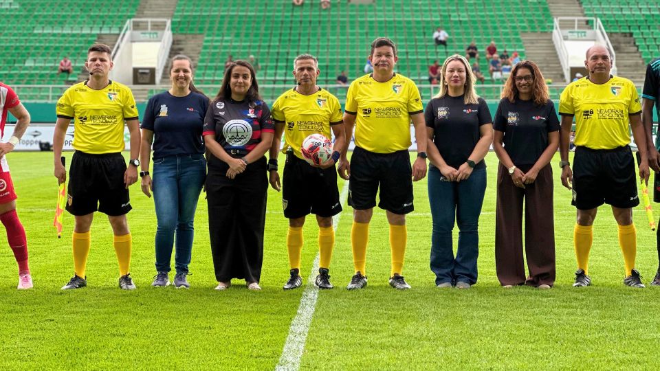 Leia mais sobre o artigo Campanha da OAB/AC “Elas Jogam Junto” ocorre durante jogo na Arena da Floresta