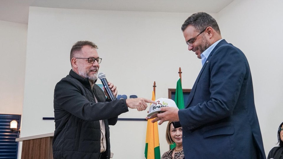 Leia mais sobre o artigo Prefeito de Rio Branco prestigia solenidade pelos 50 anos da Embrapa Acre
