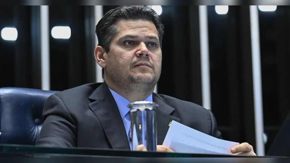 Leia mais sobre o artigo Senado suspende análise de propostas do governo antes do recesso nesta semana