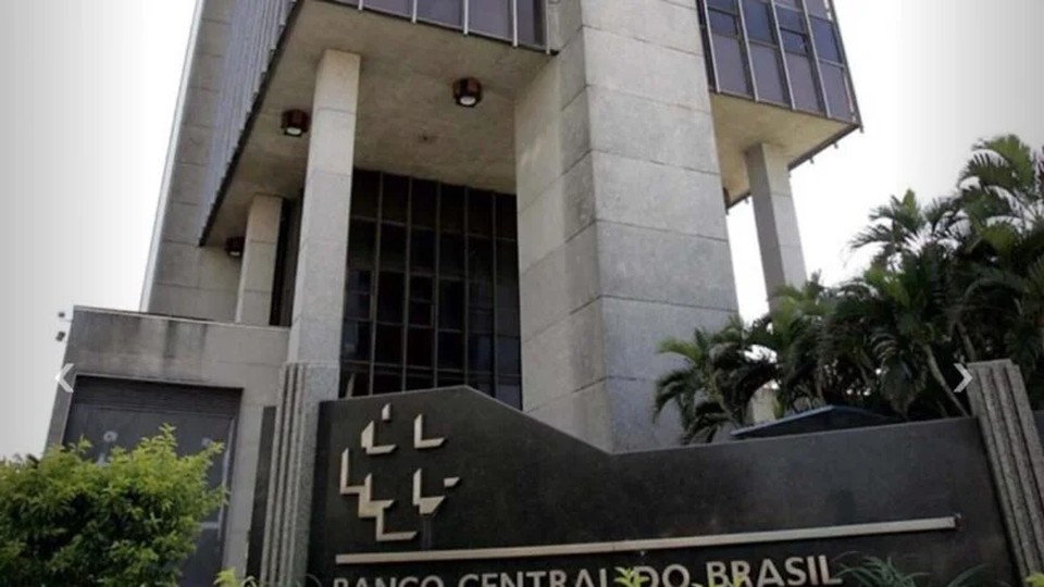 Leia mais sobre o artigo Mercado reduz projeção da inflação para 5,12%, diz boletim Focus