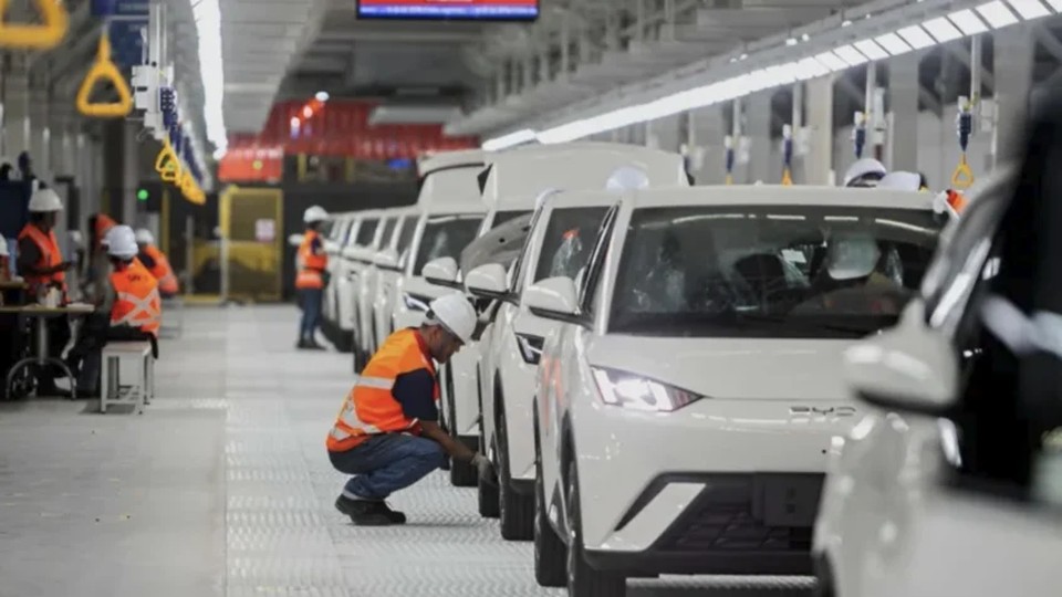 Leia mais sobre o artigo Venda de elétricos cresce 6 vezes mais que mercado automotivo no 1º semestre