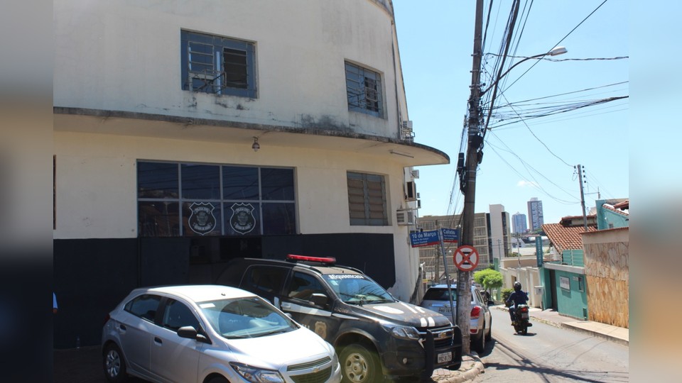 Leia mais sobre o artigo Ex-funcionário de loja é acusado de golpe de R$ 108 mil usando redes sociais da empresa