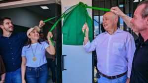 Governadora Mailza visita sede revitalizada da Seop em Cruzeiro do Sul e destaca impacto na economia regional