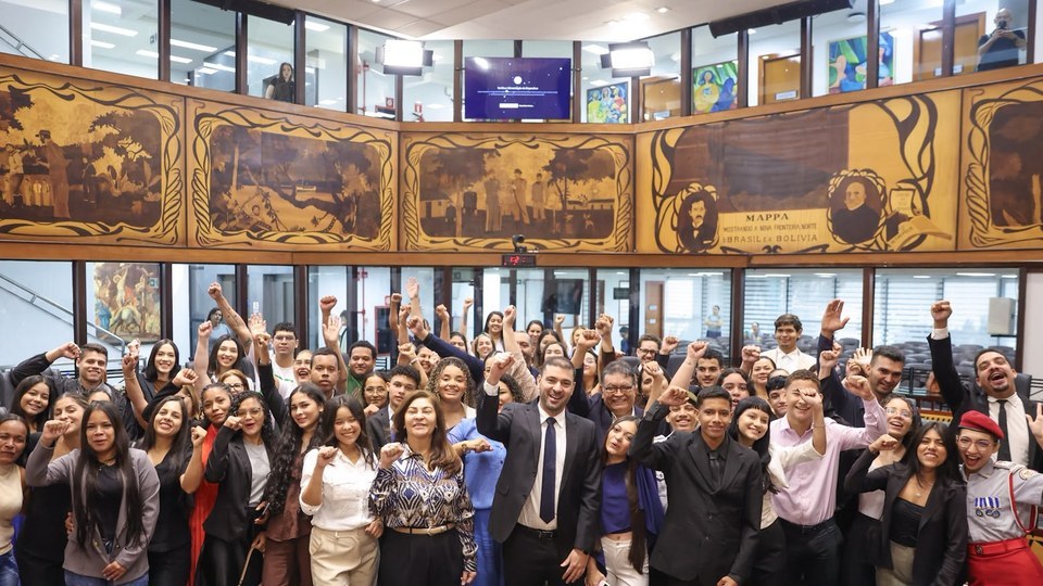 Sessão solene marca encerramento da 4ª edição do Projeto Jovem Parlamentar Acreano na Aleac