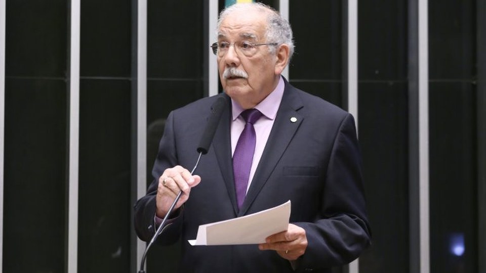 Projeto suspende por cinco anos abertura de novos cursos privados de medicina - Notícias