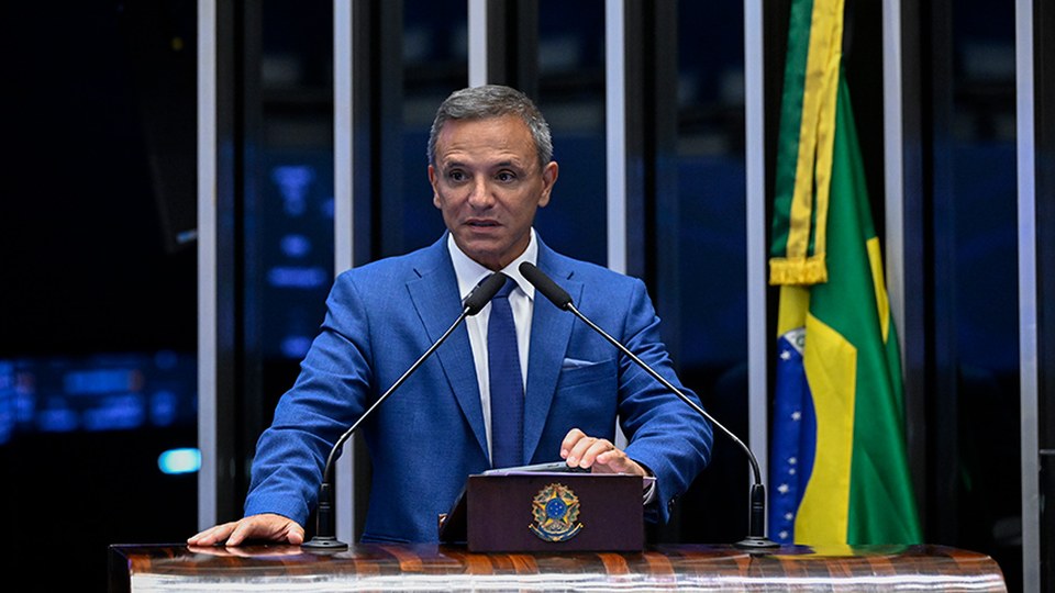 Leia mais sobre o artigo Márcio Bittar critica atuação de ONGs na Amazônia em pronunciamento