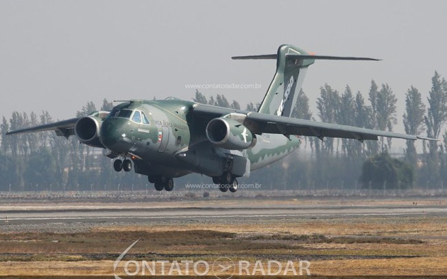 Leia mais sobre o artigo Embraer anuncia venda de dois KC-390 para Hungria