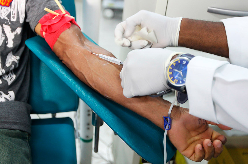 Leia mais sobre o artigo Dia Nacional do Doador de Sangue marca desafios dos hemocentros na pandemia