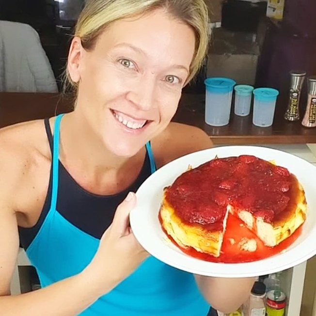 Leia mais sobre o artigo 34 kg a menos e um cardápio low carb de encher os olhos: conheça a chef Saschi