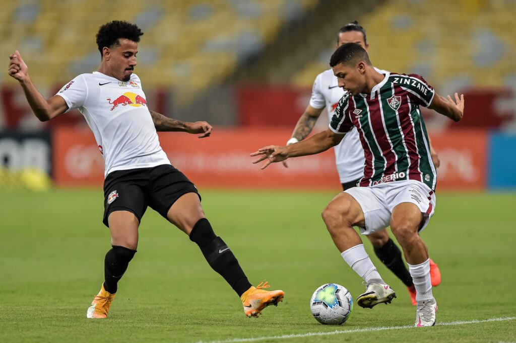 Leia mais sobre o artigo Em jogo equilibrado Fluminense e Bragantino empatam sem gols no Maracanã