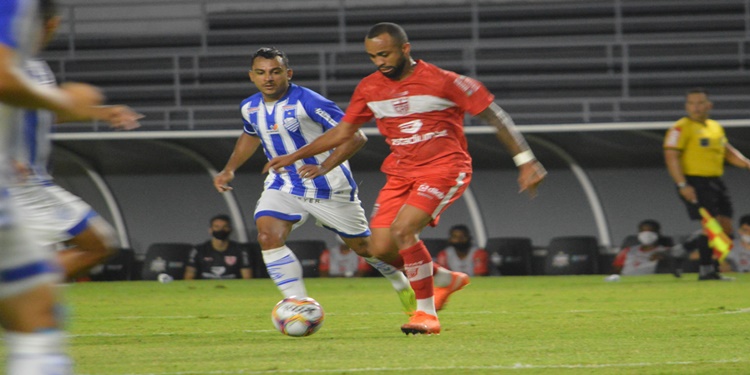 Leia mais sobre o artigo CRB e CSA terminam clássico sem gols no Brasileirão