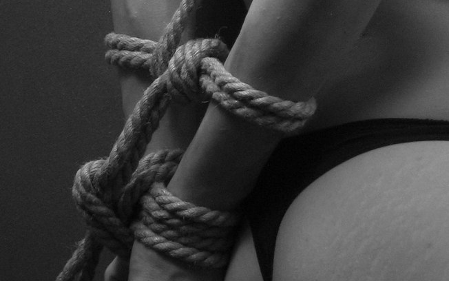 Leia mais sobre o artigo Conheça o shibari, a técnica de amarração erótica do BDSM