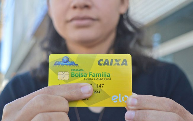 Leia mais sobre o artigo Fila do Bolsa Família volta a 1 milhão após redução do auxílio emergencial