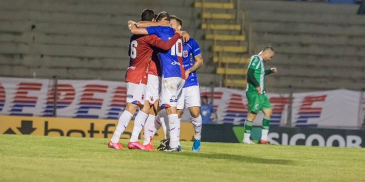 Leia mais sobre o artigo CBF confirma a sequência do Paraná Clube até a 34º rodada da Série B