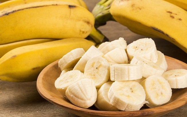 Leia mais sobre o artigo Banana emagrece? Saiba como a fruta pode te ajudar a perder peso