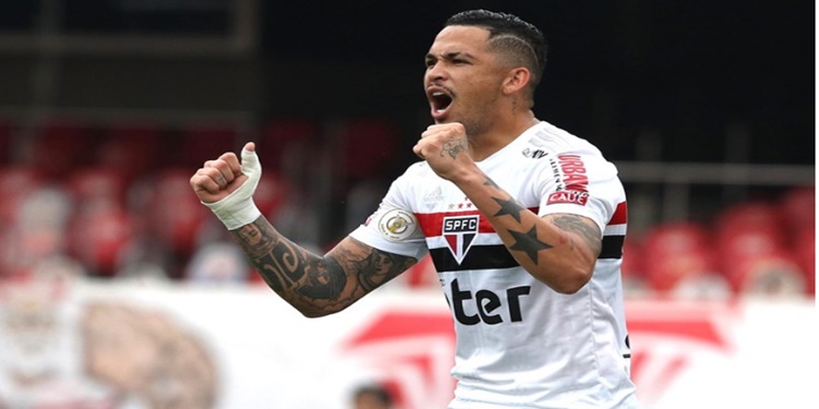 Leia mais sobre o artigo São Paulo vence o Sport e segue na isolado na liderança do Brasileirão