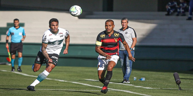 Leia mais sobre o artigo Coritiba volta a enfrentar Sport pela 38ª vez