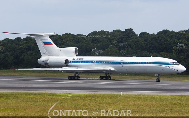 Leia mais sobre o artigo Tupolev TU-154M pousa no Brasil