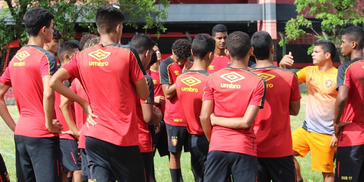 Leia mais sobre o artigo Sub-15 do Leão iniciará disputa na Aldeia Cup