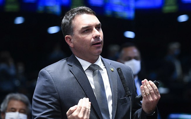 Leia mais sobre o artigo Abin nega ter ajudado defesa de Flávio Bolsonaro no caso das rachadinhas