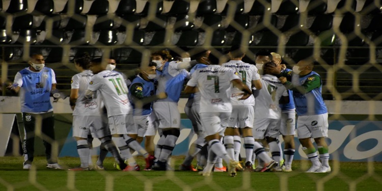 Leia mais sobre o artigo América vence Guarani de 1 a 0 fora de casa