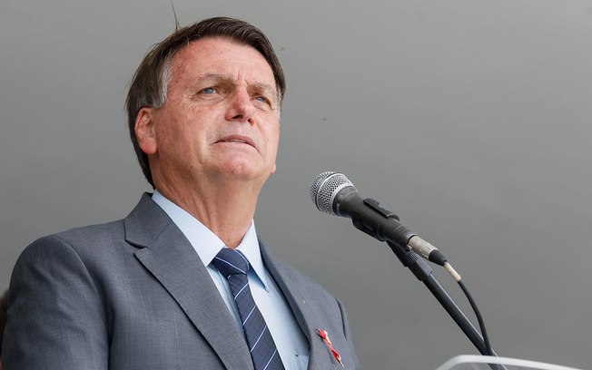 Leia mais sobre o artigo “Vão ter que me aguentar até o final de 2022, pode ter certeza”, diz Bolsonaro