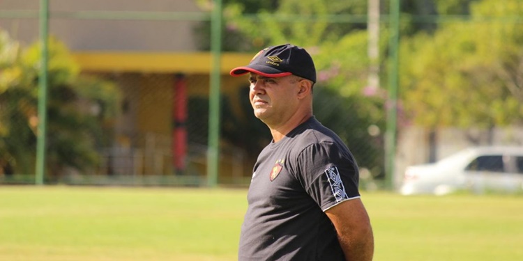 Leia mais sobre o artigo Técnico do Sport Sub-17 faz ajustes finais para enfrentar Flamengo