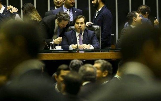 Leia mais sobre o artigo “Bolsonaro é covarde”, diz Rodrigo Maia