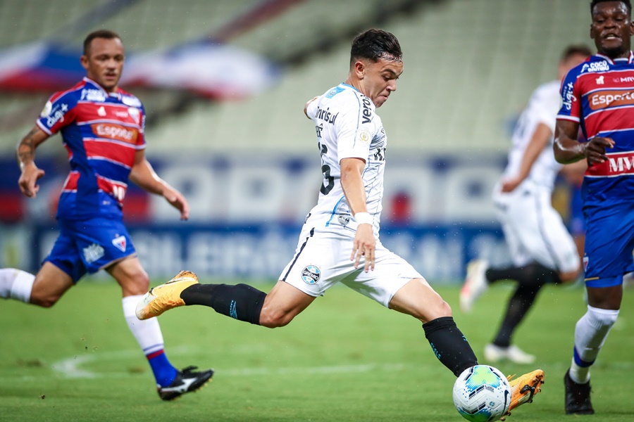 Leia mais sobre o artigo Na Arena Castelão, Grêmio empata sem gols com o Fortaleza