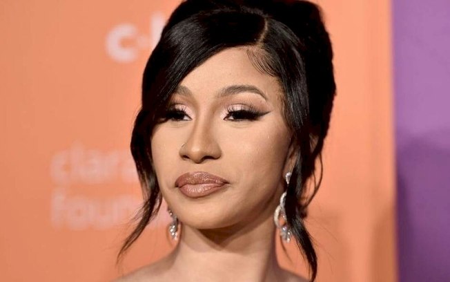 Leia mais sobre o artigo Cardi B proíbe sua filha de ouvir suas músicas