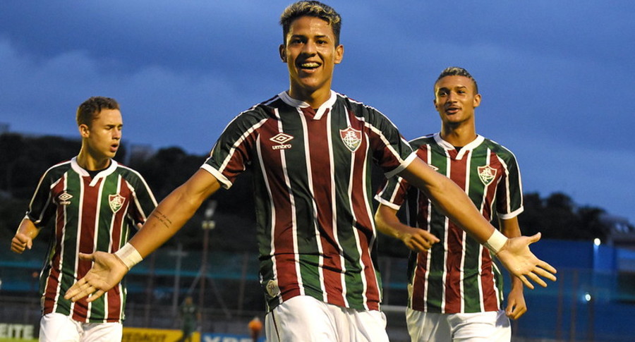 Leia mais sobre o artigo Matheus Martins do Fluminense é destaque, faz três gols e Sub-17 está nas semifinais