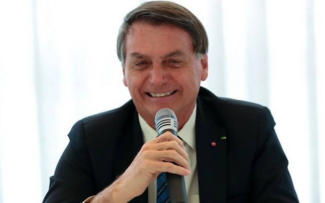 Leia mais sobre o artigo Eleição no Senado: Bolsonaro diz ter “simpatia” por Rodrigo Pacheco