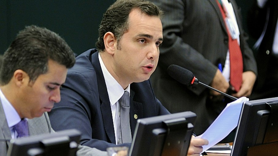 Leia mais sobre o artigo Rodrigo Pacheco ganha apoio do PDT e amplia vantagem na eleição do Senado