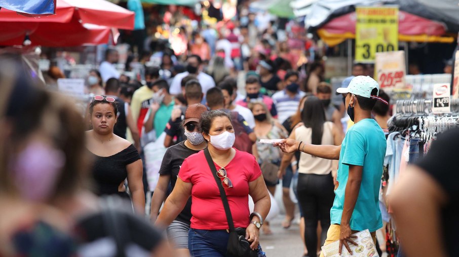 Leia mais sobre o artigo Amazonas determina toque de recolher em Manaus a partir das 19h