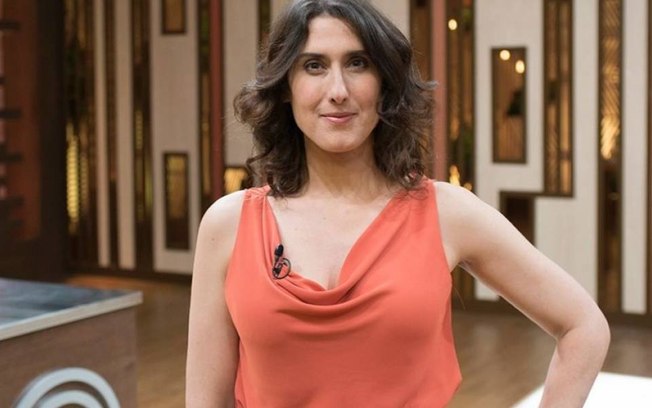 Leia mais sobre o artigo Paola Carosella fala sobre saída do MasterChef: ‘Anos mais intensos e incríveis’