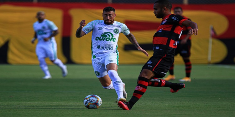 Leia mais sobre o artigo Chapecoense e Vitória terminam partida sem gols pela 35ª rodada da Série B