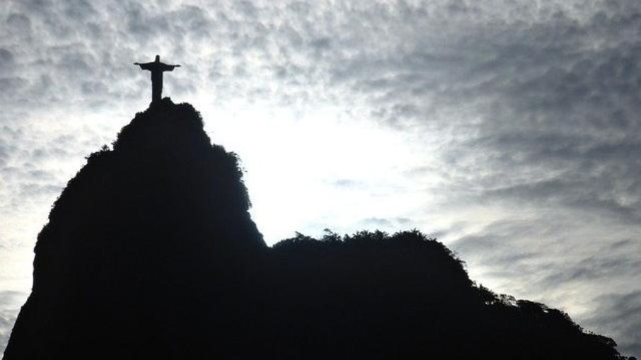 Leia mais sobre o artigo Rio de Janeiro vai começar vacinação no Cristo Redentor