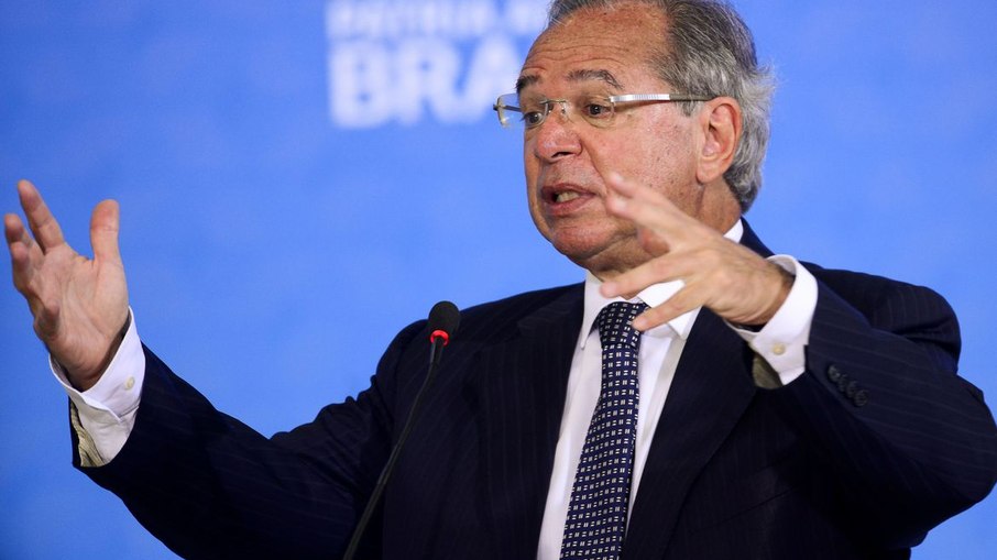 Leia mais sobre o artigo Paulo Guedes pode propor extensão do auxílio emergencial, diz Baleia Rossi