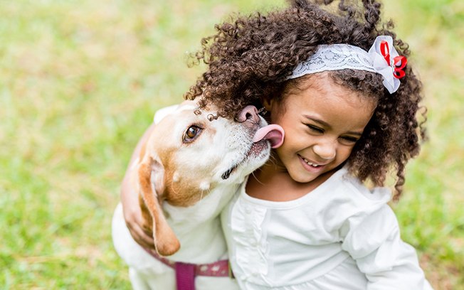 Leia mais sobre o artigo Pets e crianças: como os animais ajudam no desenvolvimento dos filhos