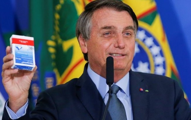 Leia mais sobre o artigo Bolsonaro gasta R$ 89 mi com remédios ineficazes, mas não pagou por vacinas